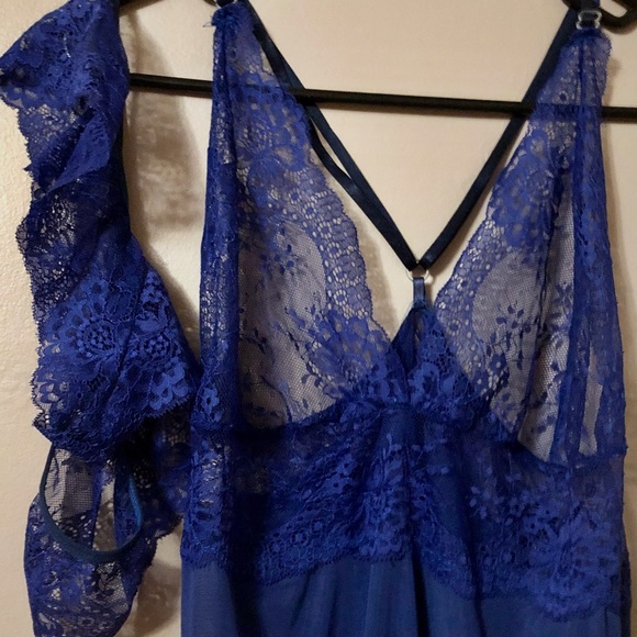 Deep Plunge Lace Empire Waist Babydoll NWT - Picture 3 of 5